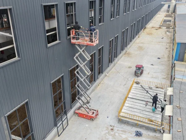 Traffic-Safety-Facilities5-4 Custom Lightweight Steel Structure Building Warehouse